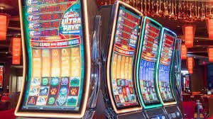 Sảnh live casino happyluke với dealer thật phát trực tiếp cho người dùng Việt Nam